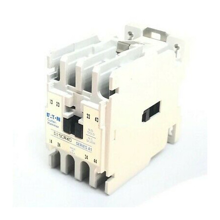 CUTLER HAMMER D15CR40 6A 600V 4 POLE RELAY SERIES A1