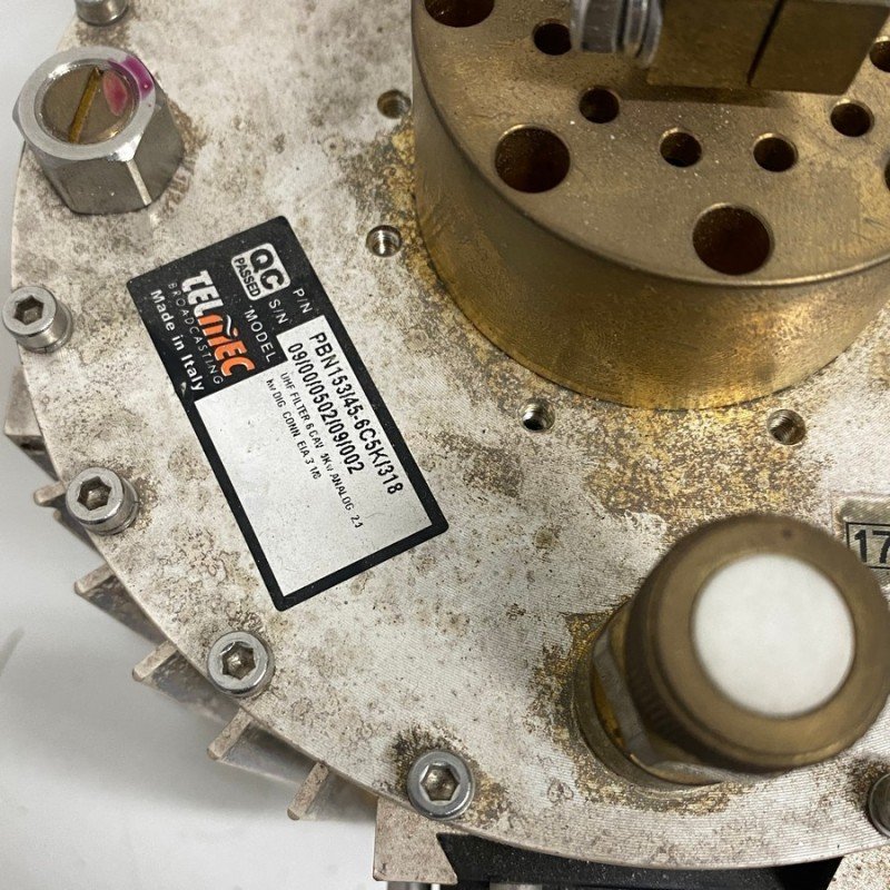 UHF 6 CAVITY BANDPASS FILTER 1-5/8EIA 2.5KW DIGITAL 5KW ANALOG 818MHZ