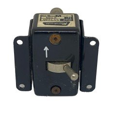 R557400000 Radiall Coaxial Switch SPDT BNC Manual