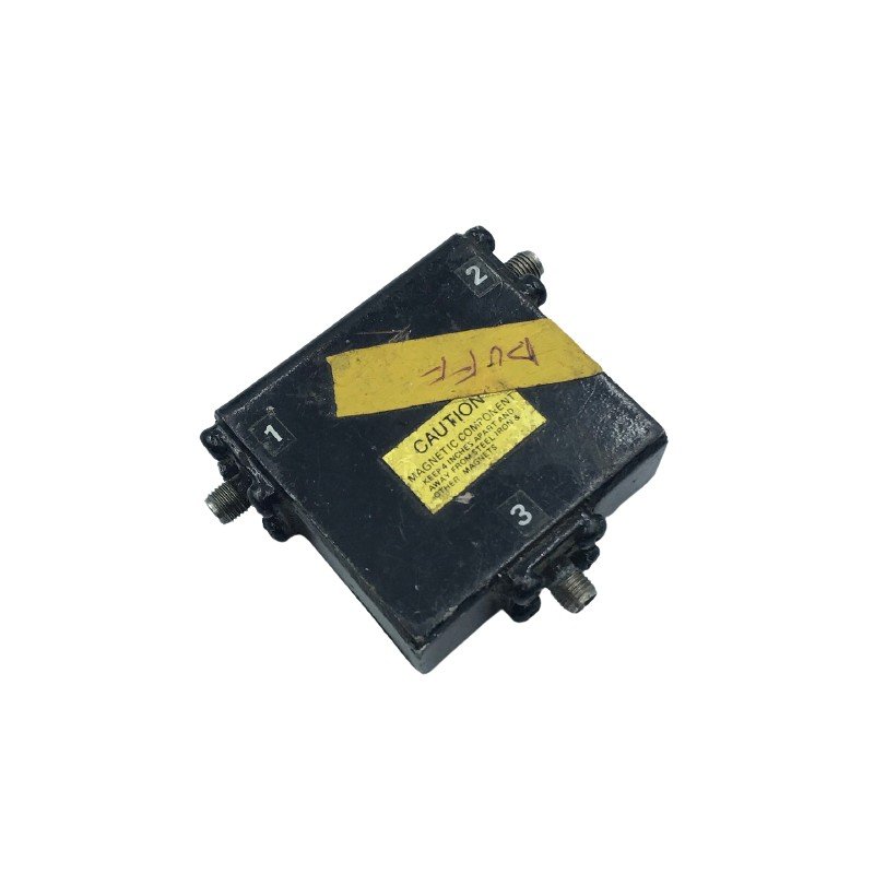 690-870MHZ ISOLATOR MICROWAVE ASSOCIATES / MACOM