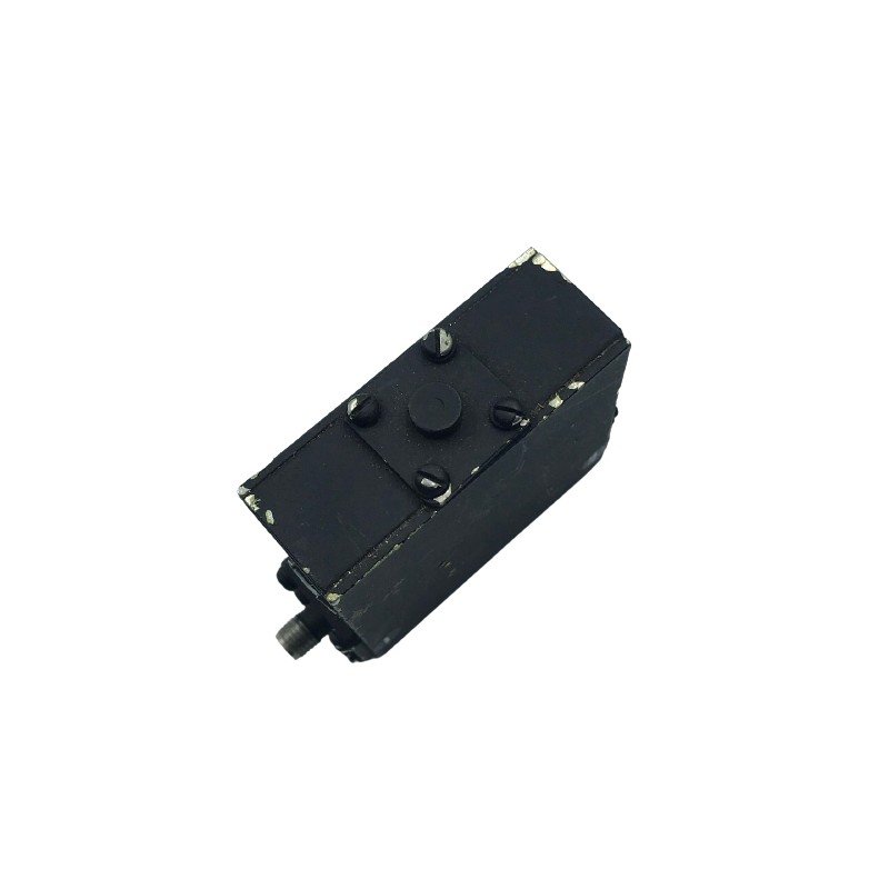 690-730MHZ 700MHZ ISOLATOR MICROWAVE ASSOCIATES / MACOM