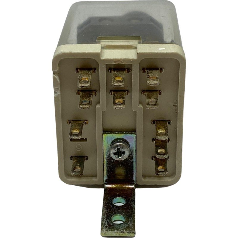 7.7KOHM RLP RELAY ELECTROMAGNETIC FEME 10A 220VAC