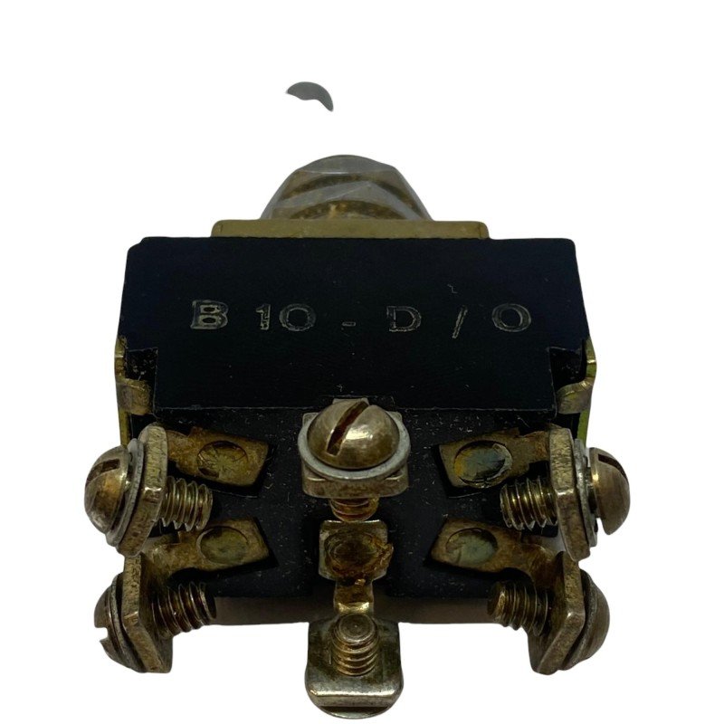 B10-D/0 FEME DPDT ON-(ON) Toggle Switch