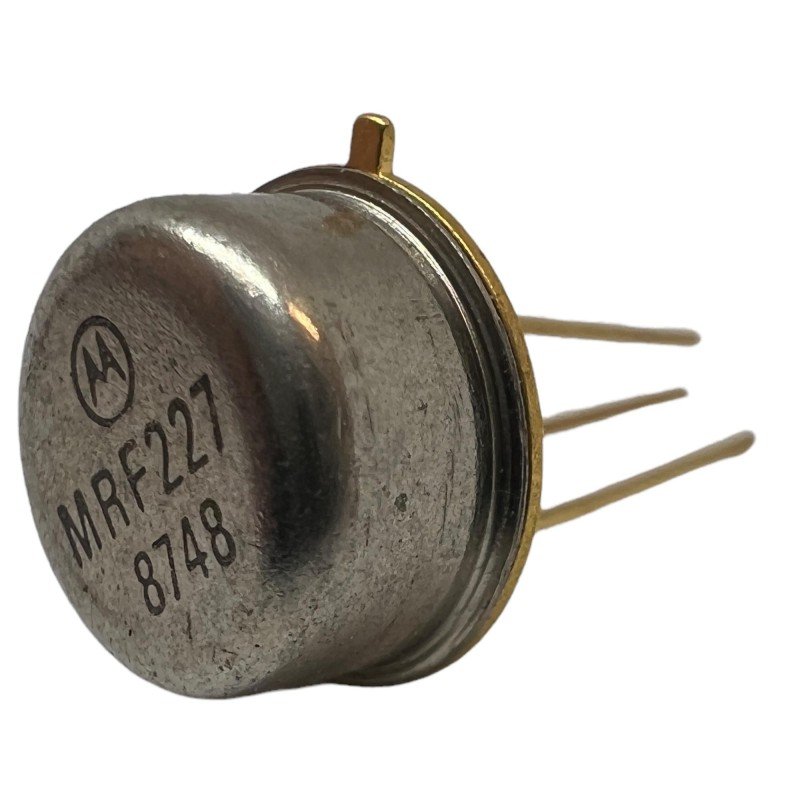 MRF227 MOTOROLA RF Power Transistor MRF227 MOTOROLA RF Power Transistor