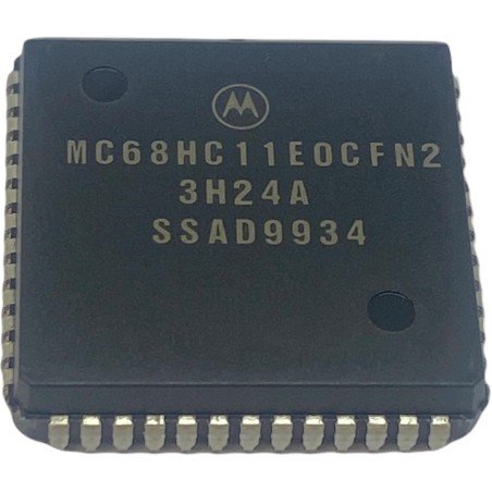MC68HC11E0CFN2 Motorola Integrated Circuit