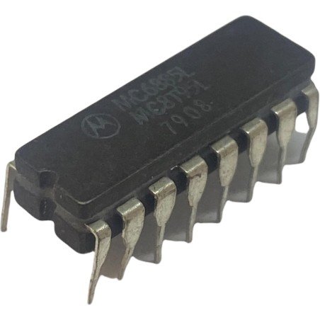 MC6885L Motorola Ceramic Integrated Circuit