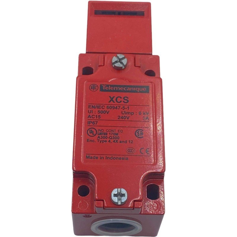 XCSA703 Telemecanique Safety Interlocking Switch 240V/3A 6kV