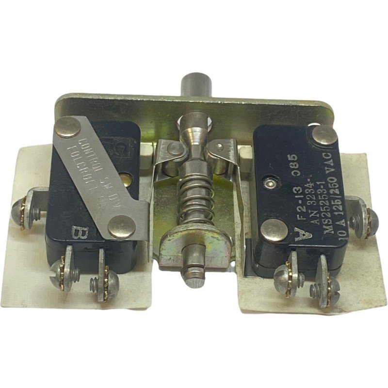 2xMS25253-1 MS25253-1 Microswitch Pushbutton Switch F2-13 10A/125Vac/250Vac