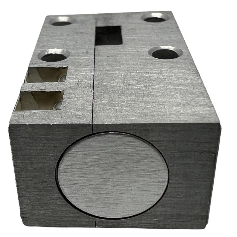 4IWN32-2 Dorado Waveguide Isolator WR-28 WR28 30-36.8Ghz