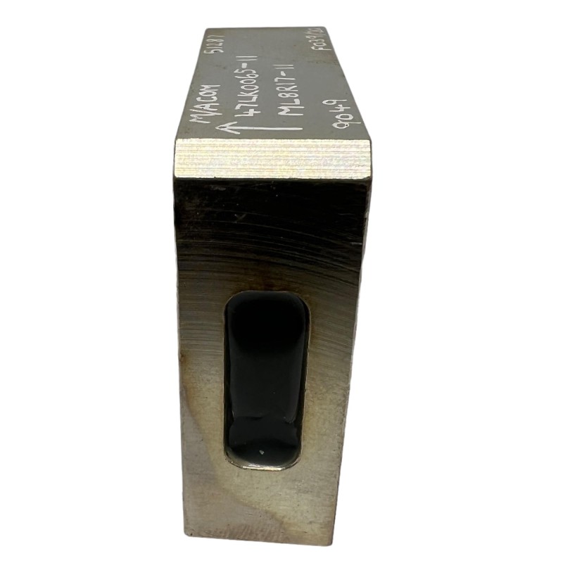 ML8R17-11 Macom Waveguide Isolator WR-75 WR75