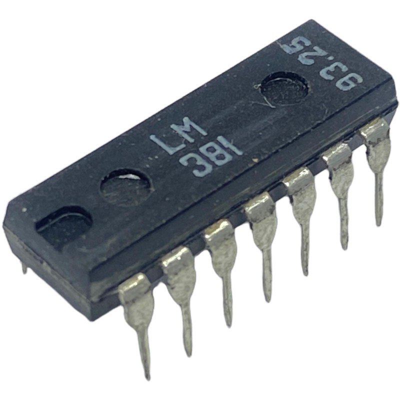 LM381 Integrated Circuit