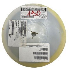 VJ1206A331JXCT Vishay Ceramic Capacitor 330PF 3.3NF 200V 5% SMD QTY:3000