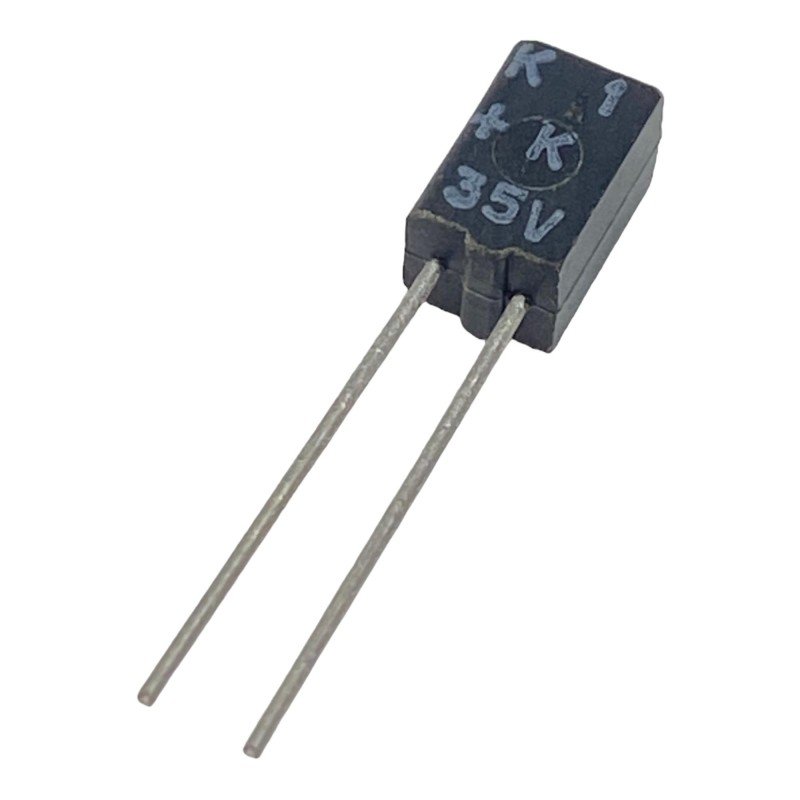 1uF 35V Radial Polarized Tantalum Capacitor Black Color