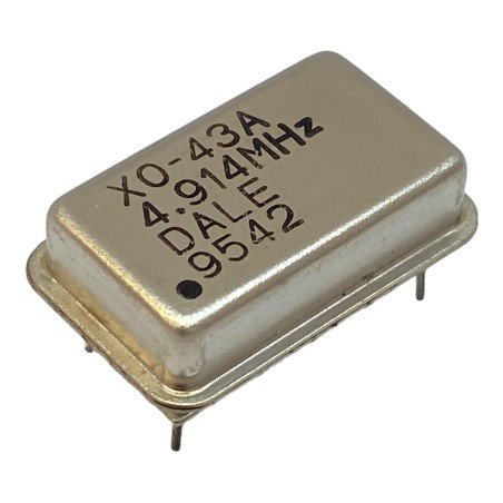 4.914MHz 4 Pin Crystal Oscillator Clock XO-43A Dale 20x12.5mm