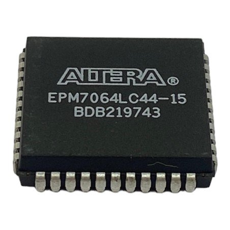 EPM7064LC44-15 Altera Integrated Circuit