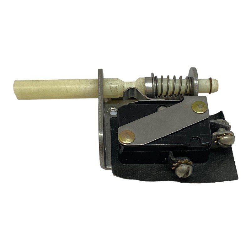 22AC7 SPDT Snap Action Microswitch 70248