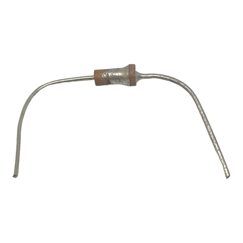 15pF Feed Thru Capacitor 70957 8x4.25mm