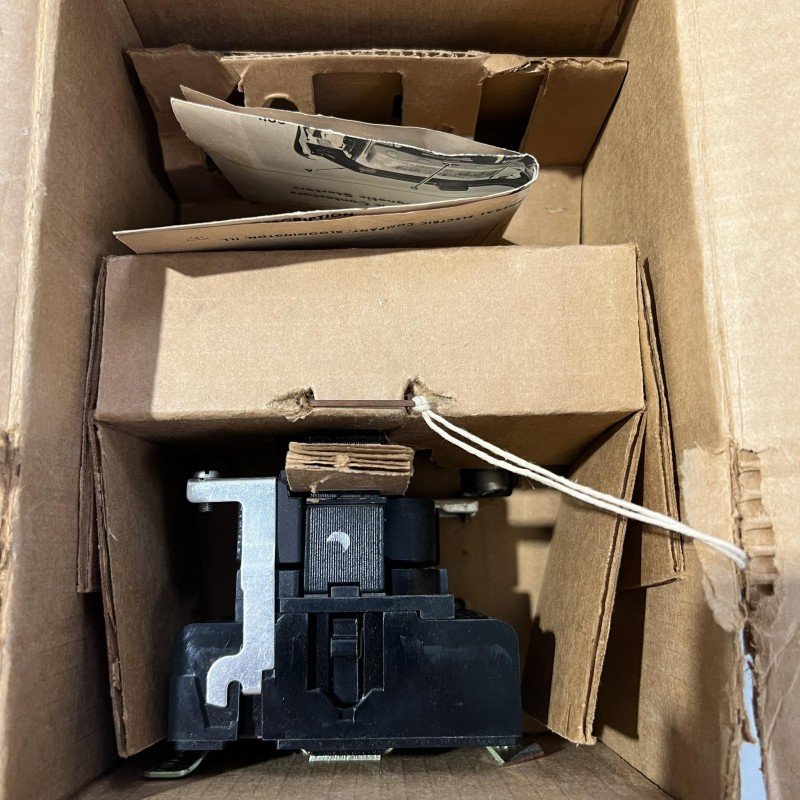 CR153F003AEA General Electric Starter Contactor 4P 60A
