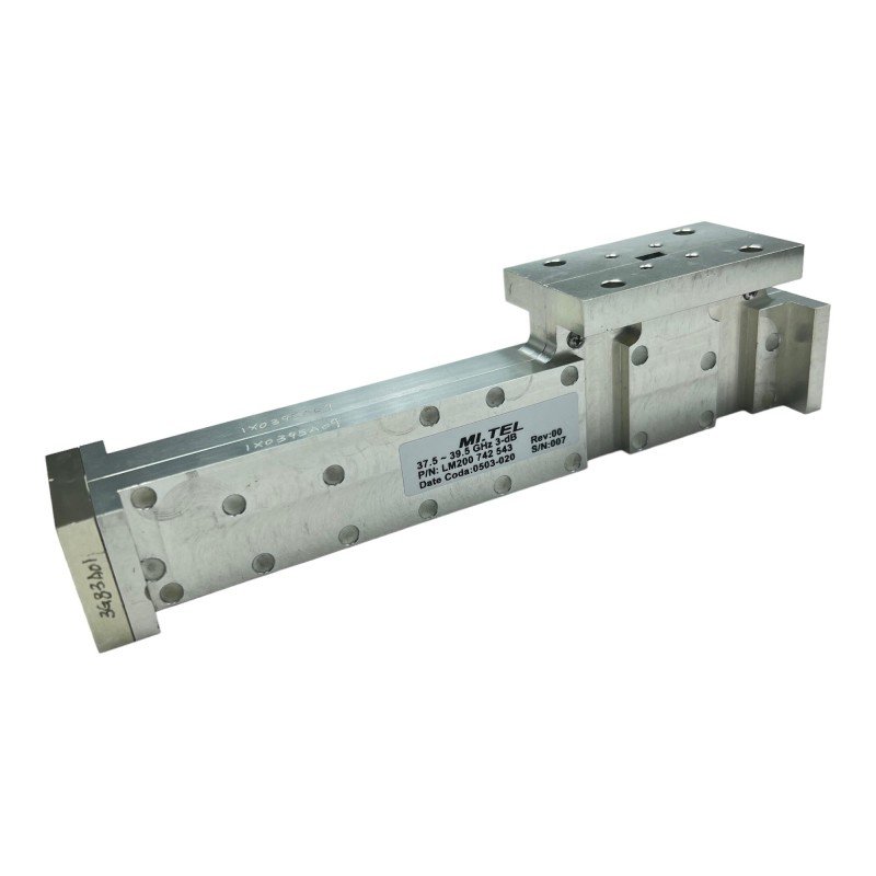 Waveguide Directional Coupler WR-28 WR28 37.5-39.5GHZ 3DB Mitel LM200742543 Waveguide Directional Coupler WR-28 WR28 37.5-39.5GHZ 3DB Mitel LM200742543