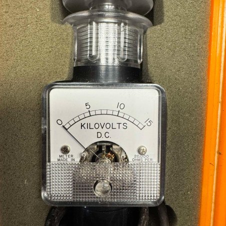 Pomona Electronics Model 3157 in Case  High Voltage DC Test Probe