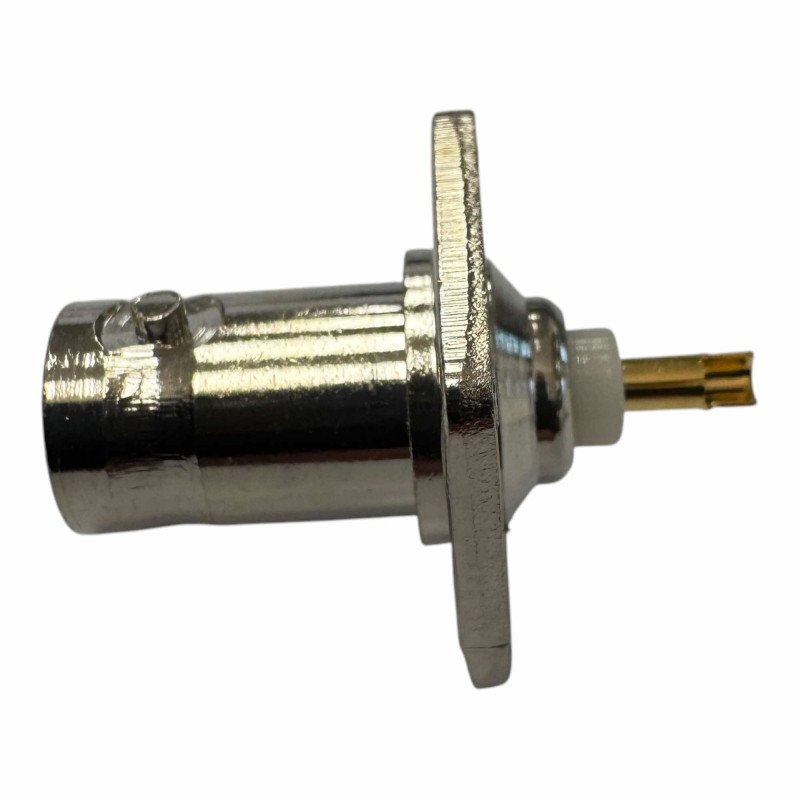 V7033 Ultimax Coaxial Connector Chassis Mount 4-Hole BNC Female