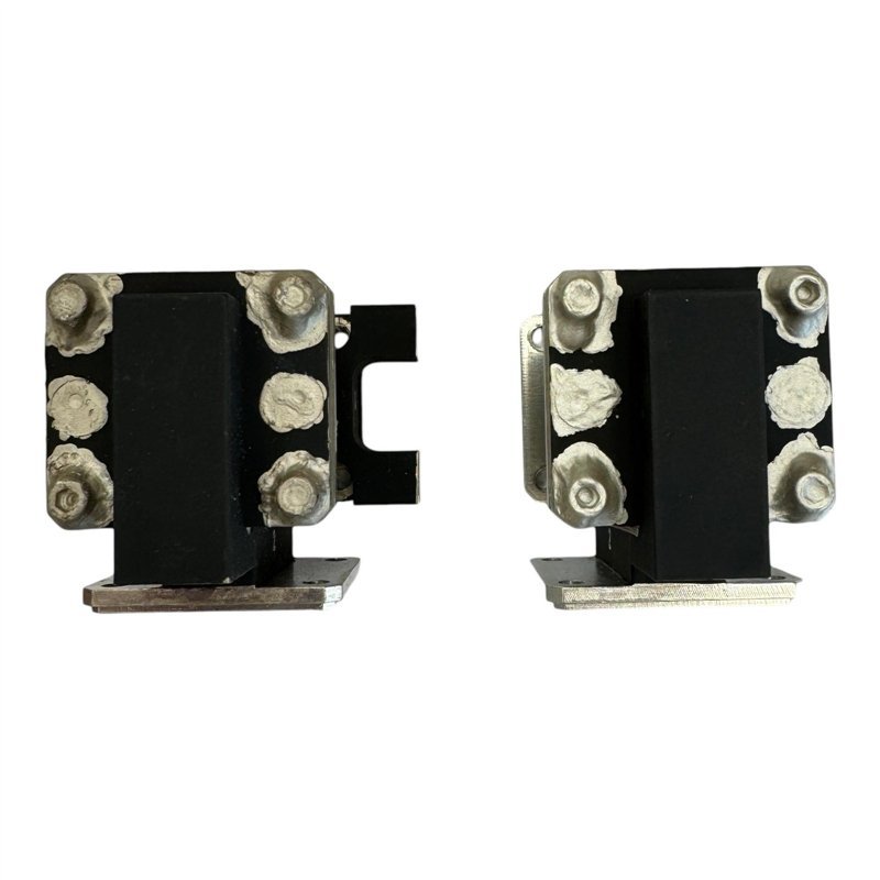 47LK0062-09 47LK0062-10  Racal Mesl Waveguide Isolator 32x29mm - 19.58x8.5mm