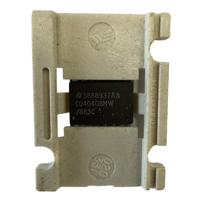 CD4040BMW/883C National Ceramic Integrated Circuit