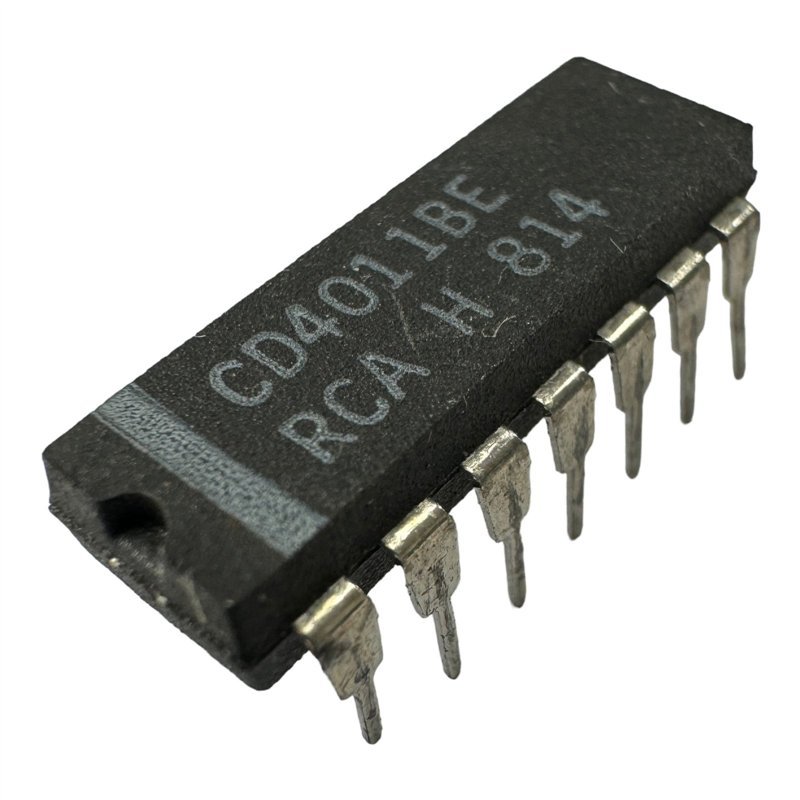 CD4011BE RCA Integrated Circuit Ceramic 5962-01-054-6739