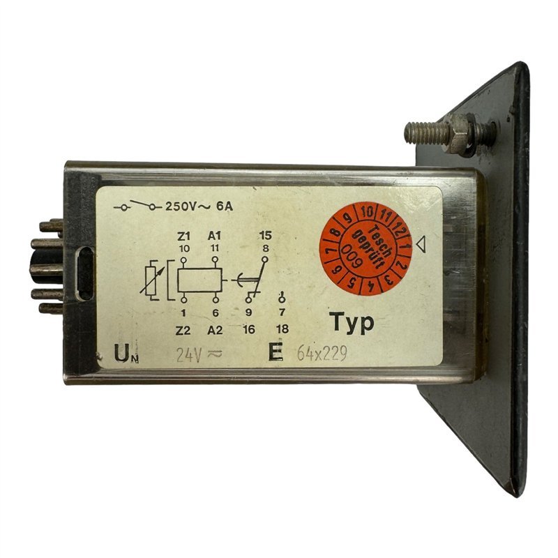 Tesch Panel Meter Hour Meter 1-99min 230V 6A Un 24V E 64x229