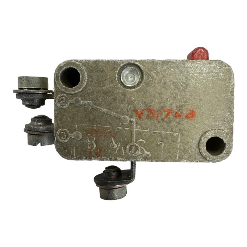 V3-748 Burgess  Microswitch Control Switch SPDT 5930-99-440-0535