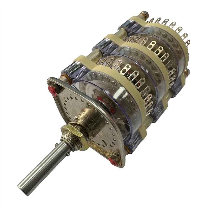 551834 Rotary Switch 3 Section Continuous Turn 5930-12-140-8125