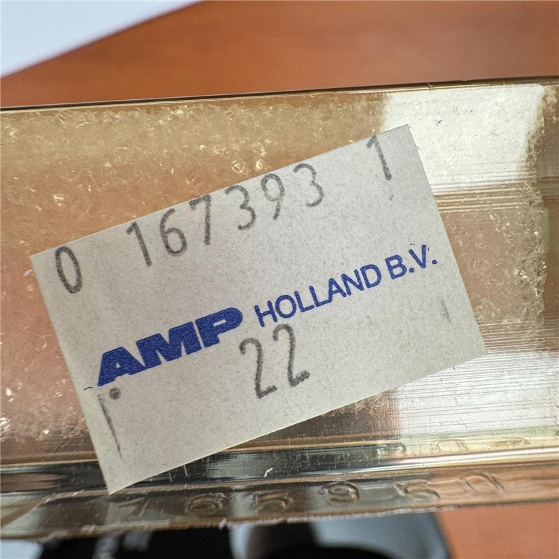 167393-1 AMP Connector Receptacle 5935-12-325-3816 [QTY:21]