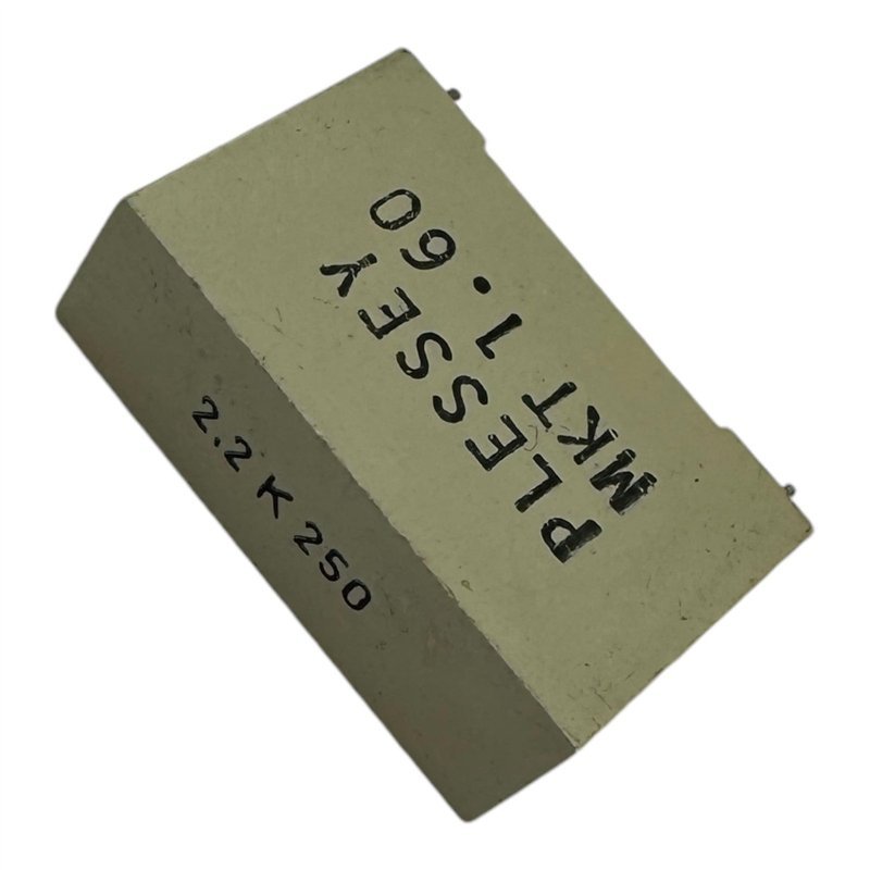 Plessey Metallized Polyester Film MKT Capacitor 2.2uf 250V 32x20x12mm