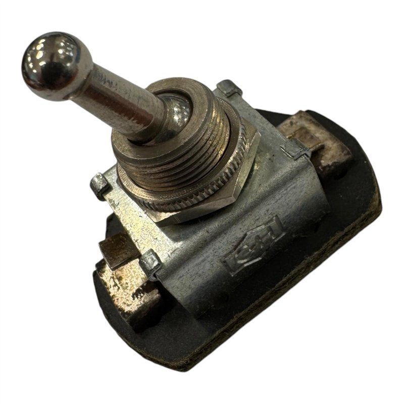 3098 C-H Toggle Switch Mil Spec ON-OFF-ON Dimensions 15(38)x36x24mm