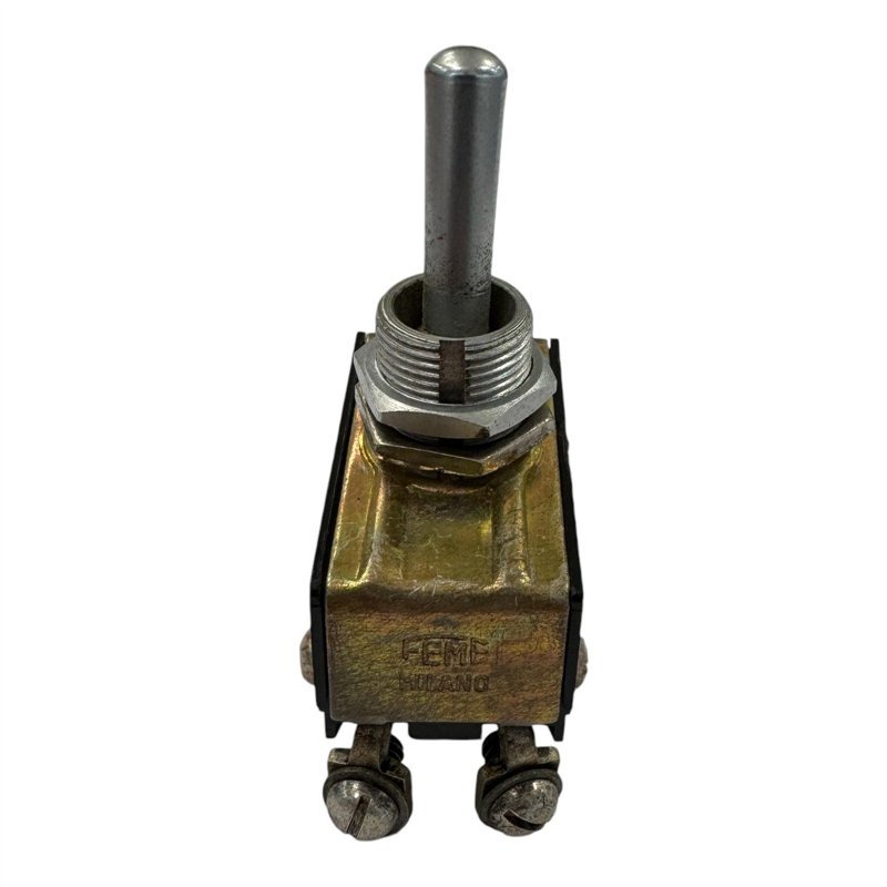 B10-D Feme Toggle Switch DPDT