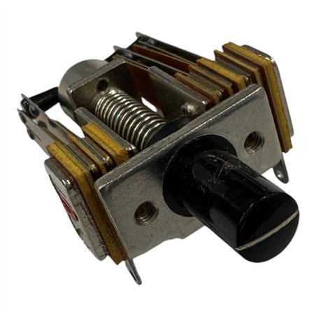 SR614F/2-2(-)1 Pushbutton Switch 5930-12-145-4522