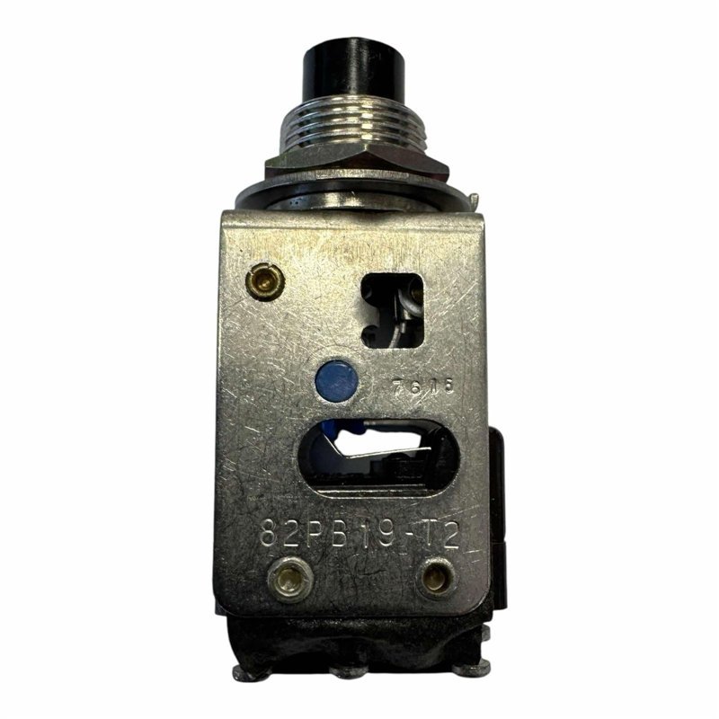 82PB19-T2 Micro Switch Pushbutton Switch 5930-00-060-9987