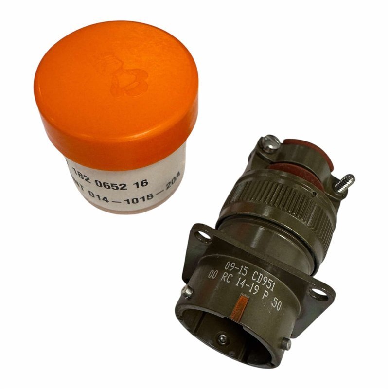 951-06 RC 14-19 P 50 Compagnie Deutsch Circular Mil Spec Connector