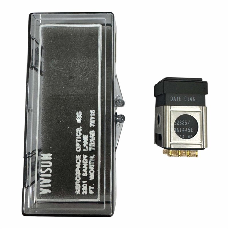 M22885/1081445E Pushbutton Illuminated Switch