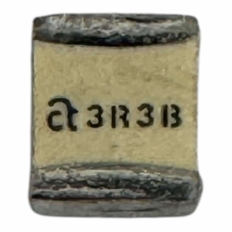 ATC100B3R3BP500X ATC RF Microwave Porcelain Multilayer Capacitors 3.3pF 500V 5%