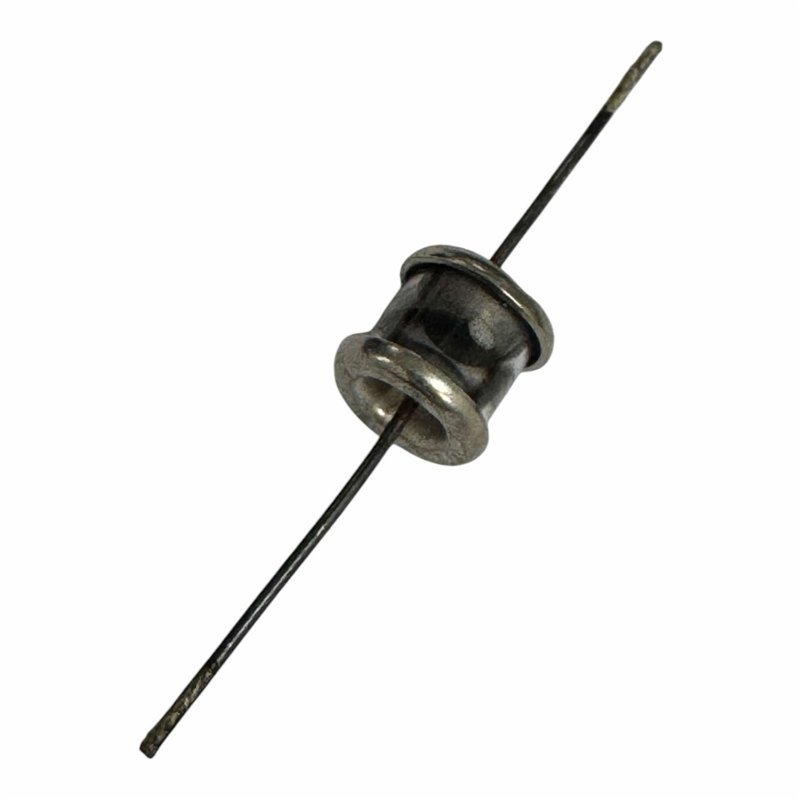 B2-B800 Siemens Feed Thru Capacitor 1.5pF 800V 8x8mm