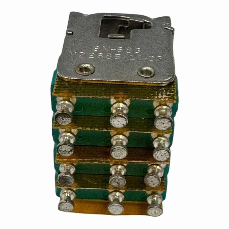 M22885/11-02 Unisex Momentary Pushbutton Switch 4PDT