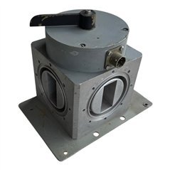 18548 Royal Microwave Waveguide SPDT Switch WR-187 WR187