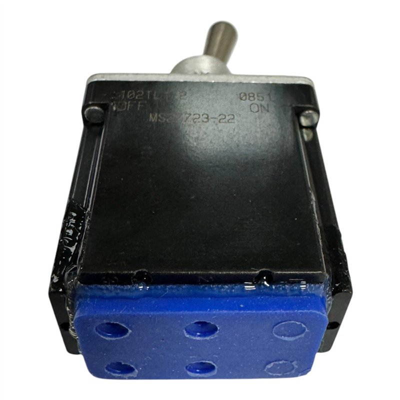 MS27723-22 Honeywell Toggle Switch DPST 15A 125Vac 102TL1-2