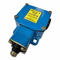 30.30.3114 IP65 Momentary Snap Action Pushbutton Switch 380V 10A