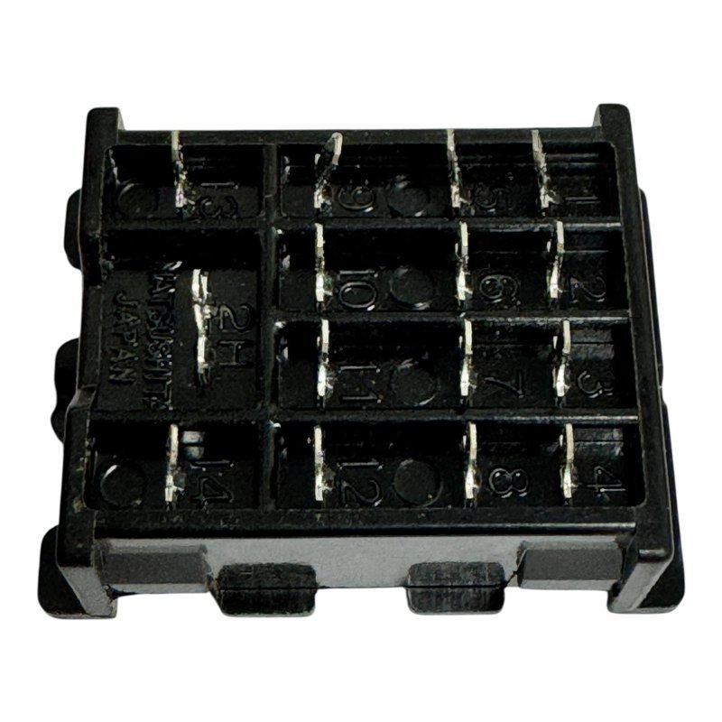 HC4-PS-K Panasonic Relay Socket 5A 250V