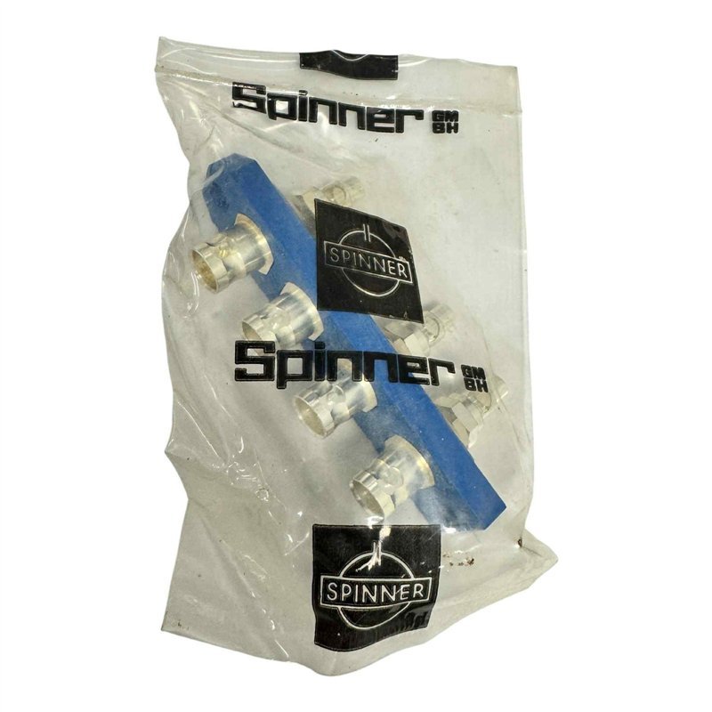 BN474320 Spinner RF Connector Panel Mount 4 x BNC (f)