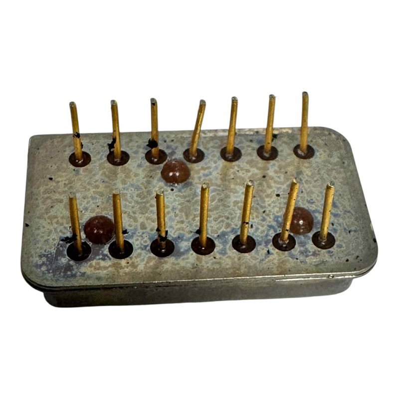 AD2702UD Analog Devices Integrated Circuit