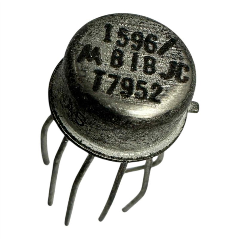 M1596/BIBJC Motorola Integrated Circuit Amplifier