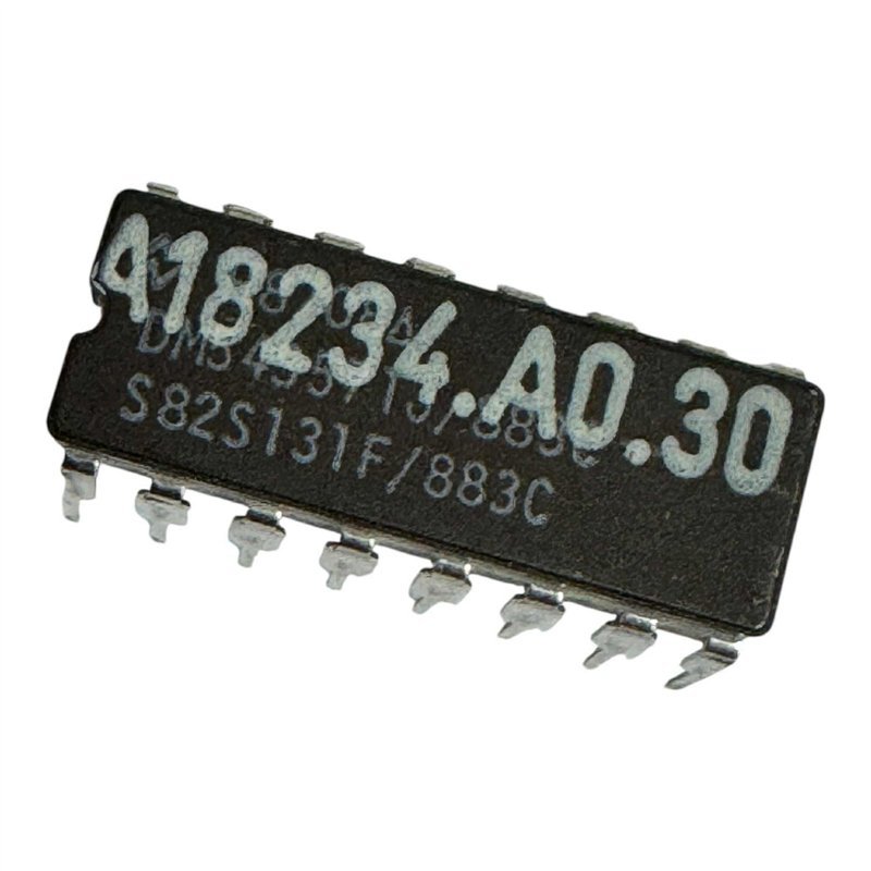 S82S131F/883C Signetics Ceramic Integrated Circuit